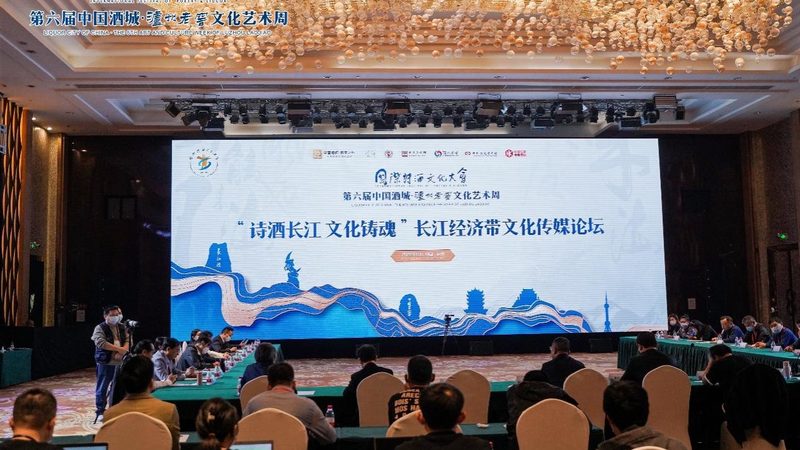 品牌策划与设计：案例解析背后的策略与技巧